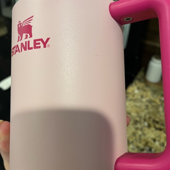 Stanley 40 oz Quencer in Flamingo from Target Collab - Picture 8 of 11
